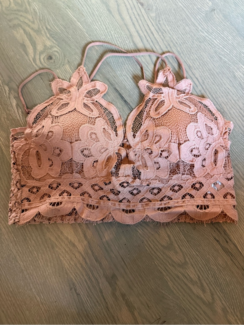 Zenana Outfitters Blush Pink Floral Lace Bandeau Bralette